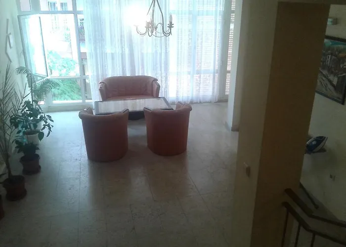 семеен елена палас ネセバル