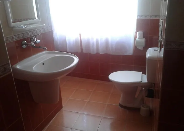 семеен елена палас ホテル ネセバル