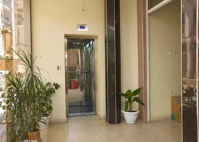 семеен елена палас